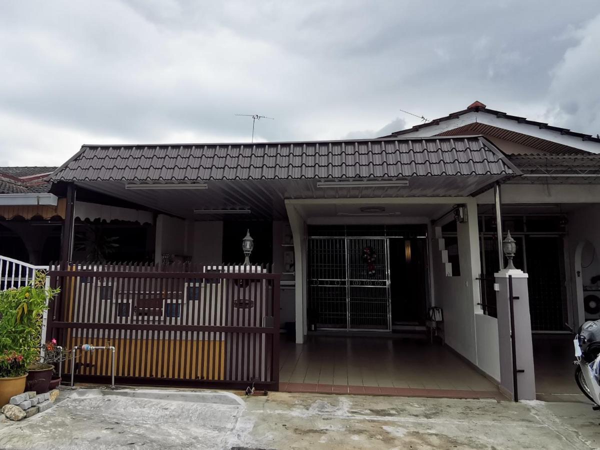 באטרוורת' Taman Bagan Single Storey Terrace House, 9Mins To Sunway Carnival Mall, Seberang Jaya מראה חיצוני תמונה